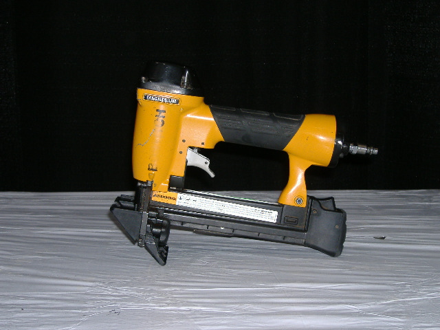 Hardwood Floor Stapler 1/8”- 1/2"