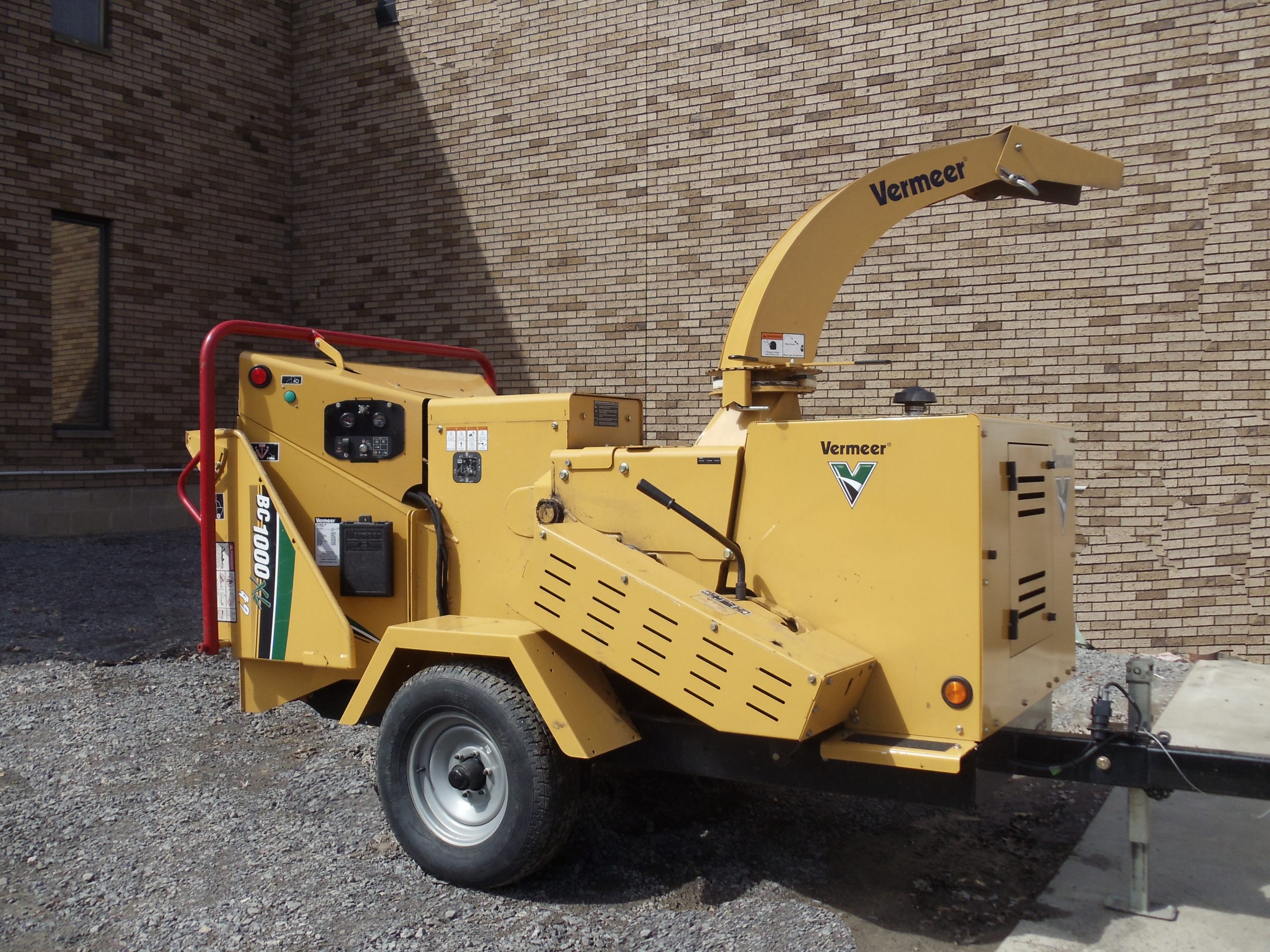 Wood Chipper 12'' (pintle hitch hookup)